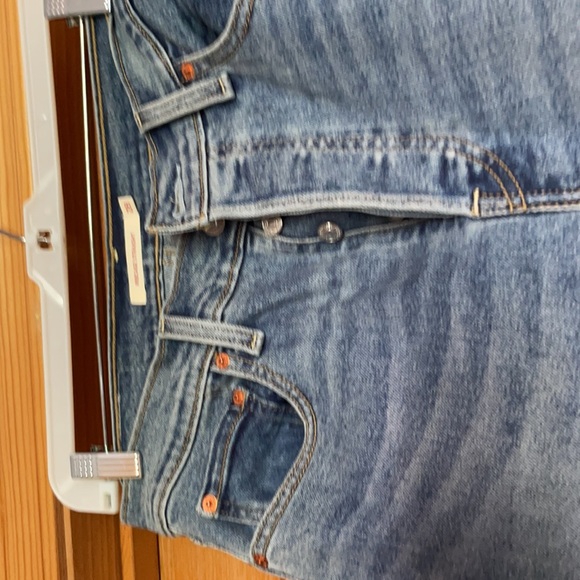 Levi’s -Ribcage Strait - Picture 2 of 3